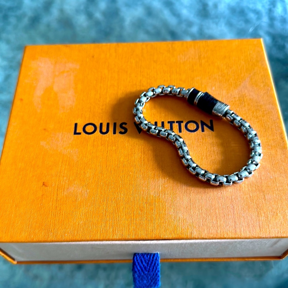 Eclipse bracelet new
